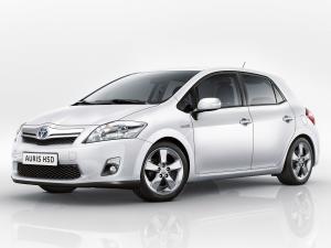 Toyota Auris HSD 2010 года